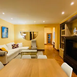 Casa Naranja - Centrally Located, Spacious, Unique San Sebastián